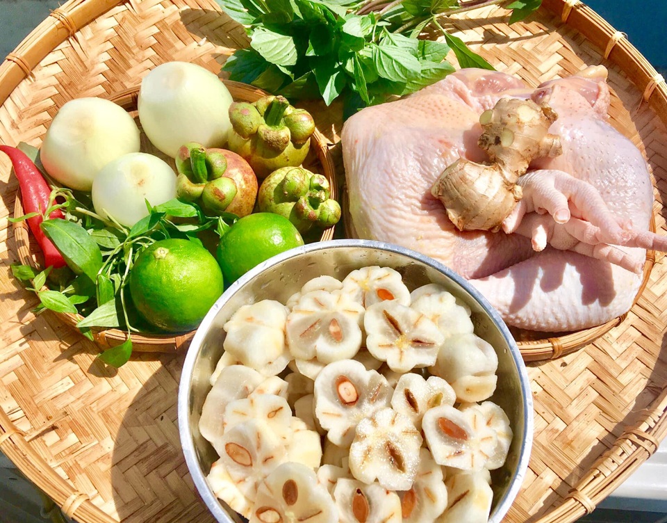 Đặc sản măng cụt xanh đi máy bay, giá nửa triệu đồng/kg vẫn hút khách - 3 Đặc sản măng cụt xanh đi máy bay, giá nửa triệu đồng/kg vẫn hút khách - 3