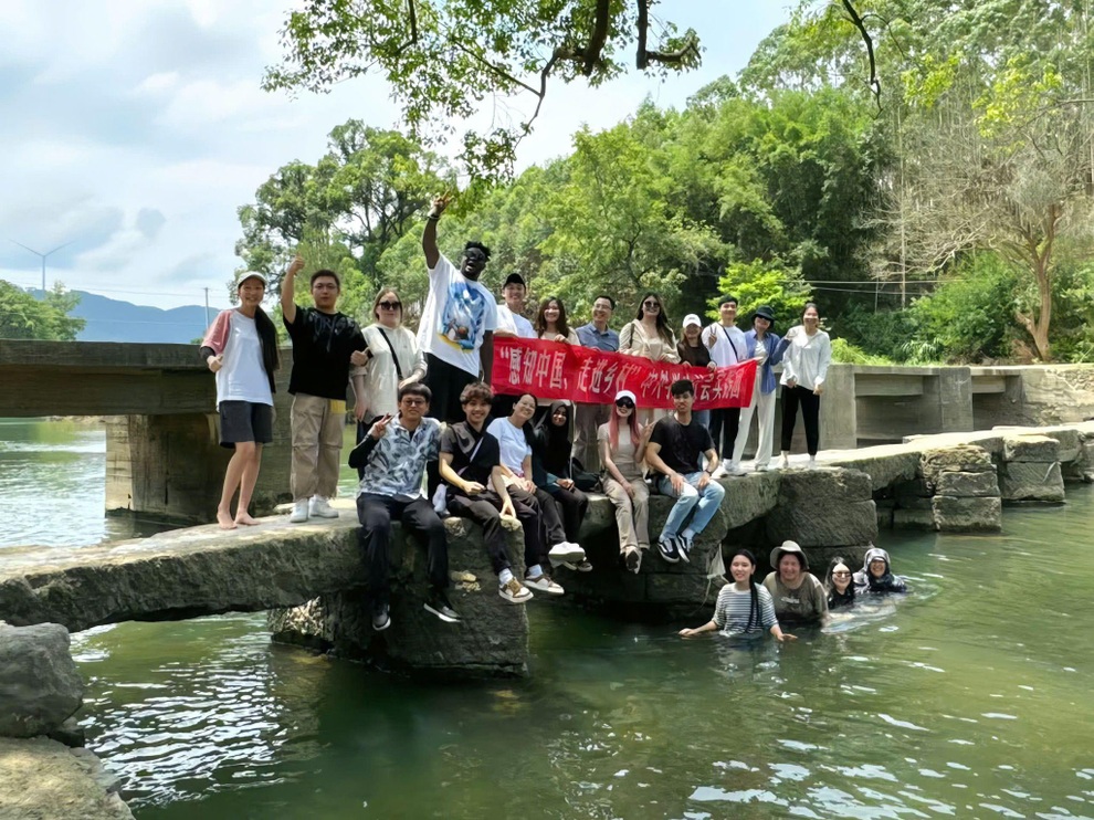 Phía sau giấc mơ du học: Câu chuyện không ai muốn kể - 3 Phía sau giấc mơ du học: Câu chuyện không ai muốn kể - 3