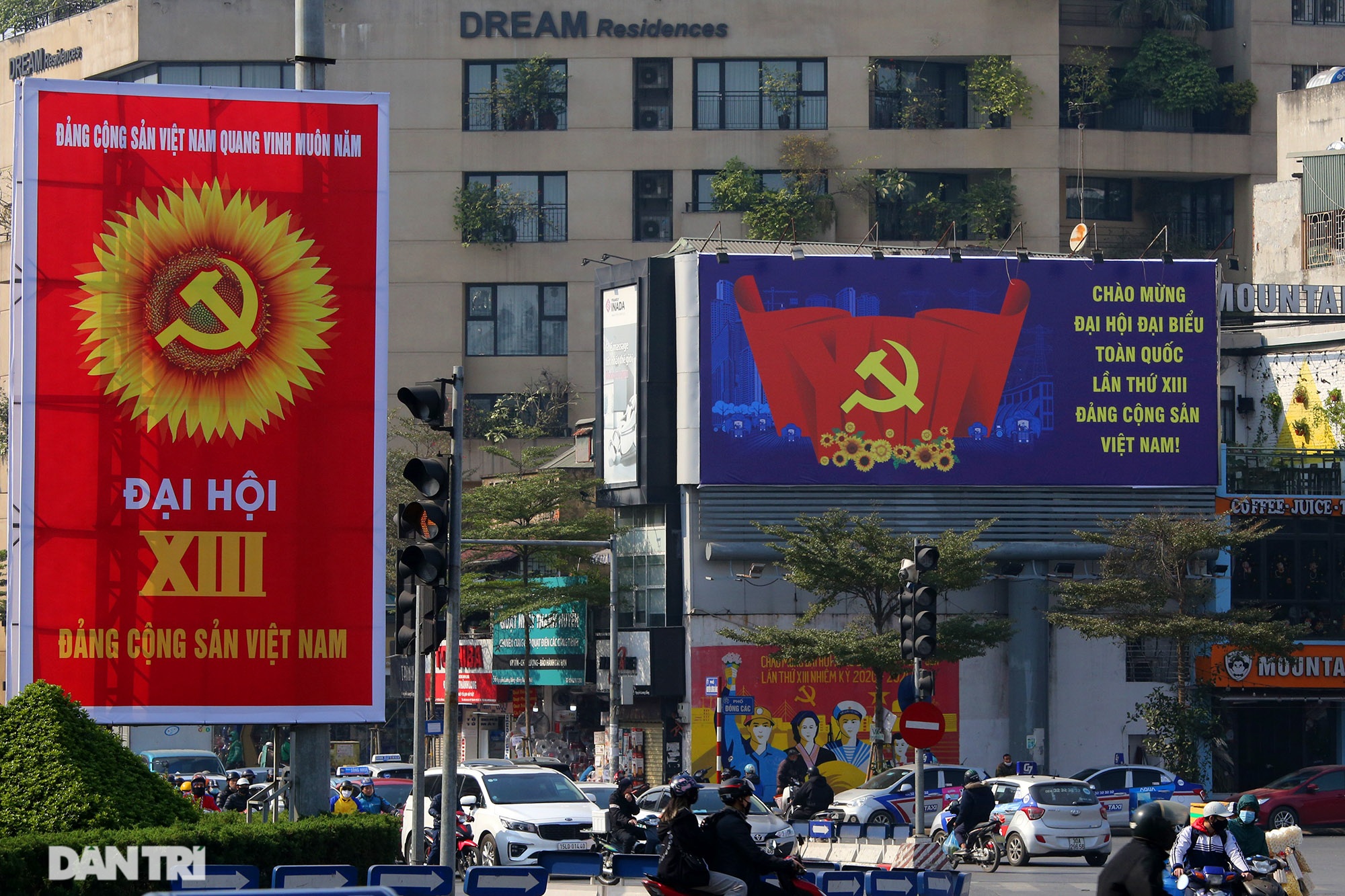 Hà Nội trang hoàng chào mừng Đại hội XIII của Đảng - 8 Hà Nội trang hoàng chào mừng Đại hội XIII của Đảng - 8