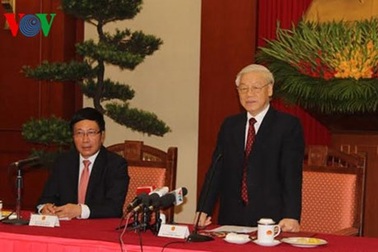 Tổng Bí thư Nguyễn Phú Trọng tiếp các thế hệ cán bộ ngoại giao