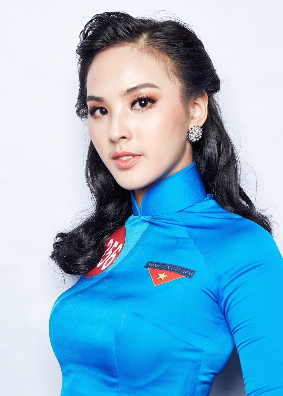 Á khôi Sinh viên Việt Nam được chọn làm đại diện thi Hoa hậu Sắc đẹp Quốc tế - 2 Á khôi Sinh viên Việt Nam được chọn làm đại diện thi Hoa hậu Sắc đẹp Quốc tế - 2