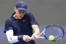 Sinner, Alcaraz tiếp tục thi đấu ấn tượng tại châu Á