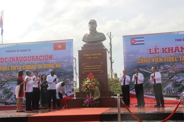 Chính thức khánh thành công viên Fidel Castro tại Quảng Trị