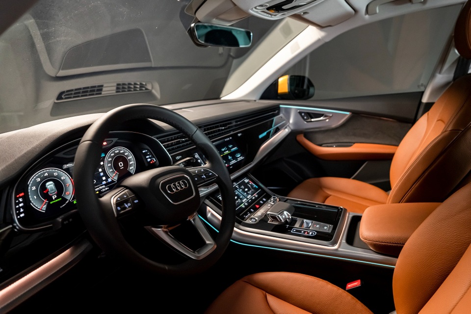 Audi Q8 quattro tới tay khách Việt sau hơn 2 năm ra mắt - 2 Audi Q8 quattro tới tay khách Việt sau hơn 2 năm ra mắt - 2