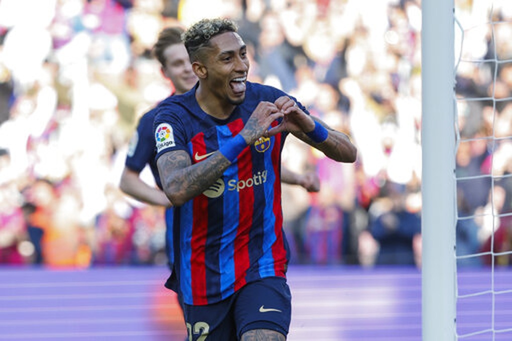 Real Madrid hòa thất vọng Betis, Barcelona đánh bại Valencia - 3 Real Madrid hòa thất vọng Betis, Barcelona đánh bại Valencia - 3