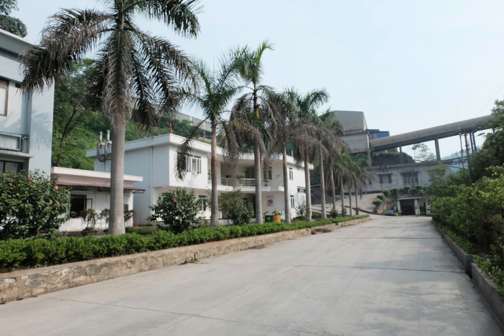 Sự cố tại bể tôi xỉ ở Lào Cai, 2 công nhân bị thương - 1 Sự cố tại bể tôi xỉ ở Lào Cai, 2 công nhân bị thương - 1