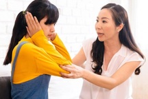 Con gái 14 tuổi của tôi rất mong... bố mẹ ly hôn