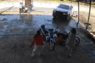 Nguồn cơn vụ anh trai lái Lexus tông em gái tử vong ở Tây Ninh