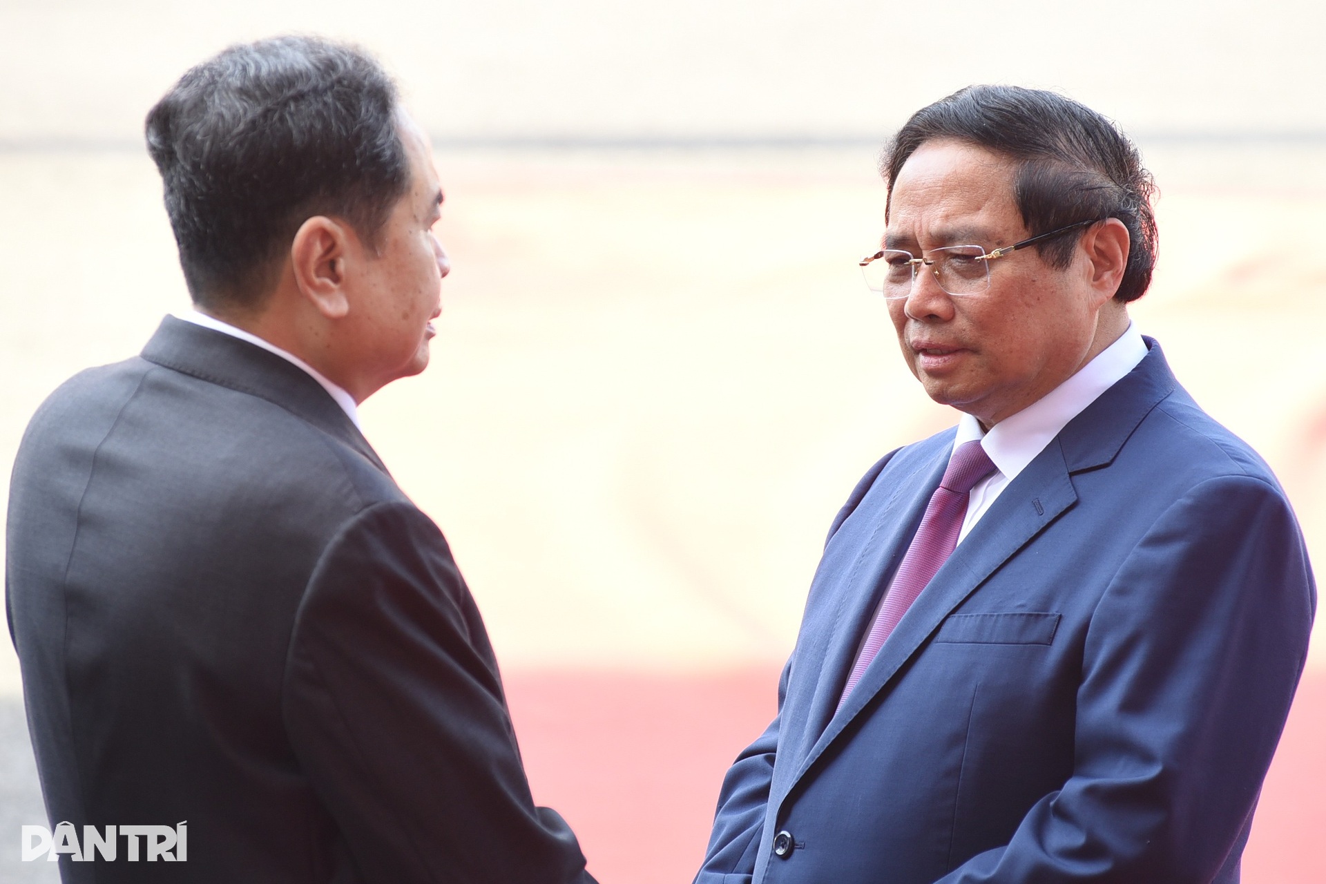 Secretarul general To Lam și liderii vizitează expoziția de la Congresul Partidului din orașul Ho Chi Minh - 2 Tổng Bí thư Tô Lâm cùng các lãnh đạo xem triển lãm ở Đại hội Đảng bộ TPHCM - 2