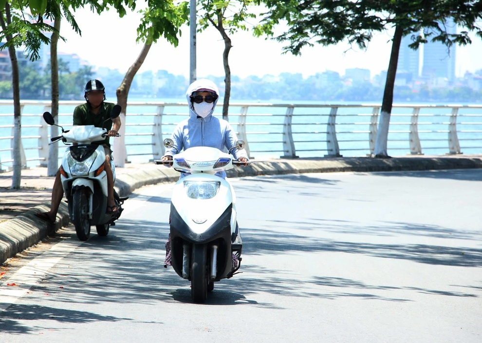 Bắc Bộ và Trung Bộ nắng nóng, có nơi trên 38 độ C - 1 Bắc Bộ và Trung Bộ nắng nóng, có nơi trên 38 độ C - 1