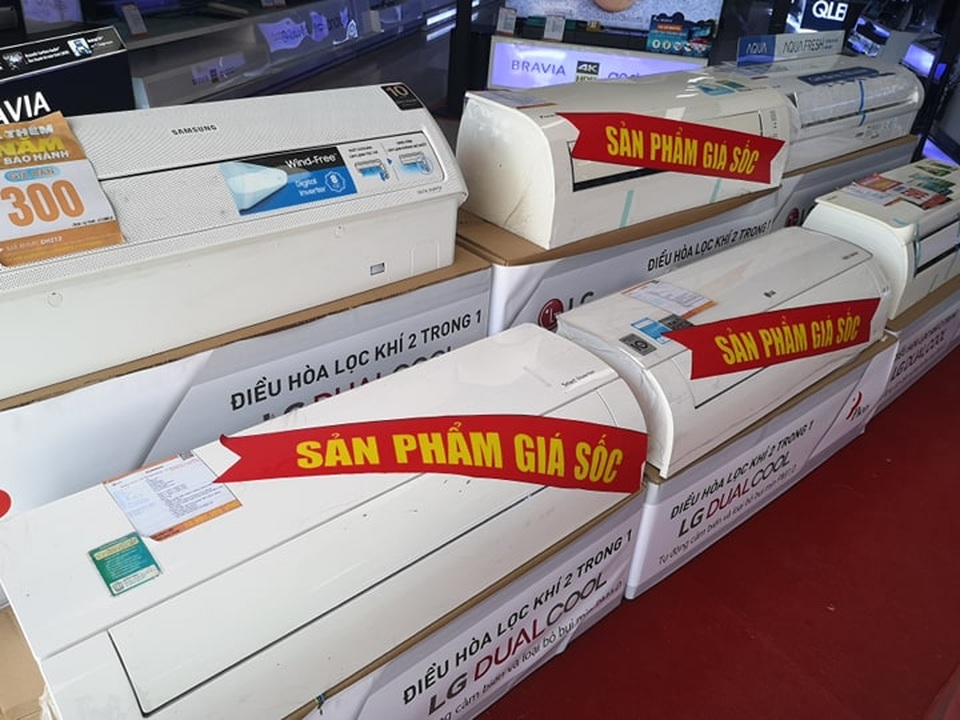 Siêu thị điện máy đồng loạt giảm giá, xả hàng hè - 2 Siêu thị điện máy đồng loạt giảm giá, xả hàng hè - 2