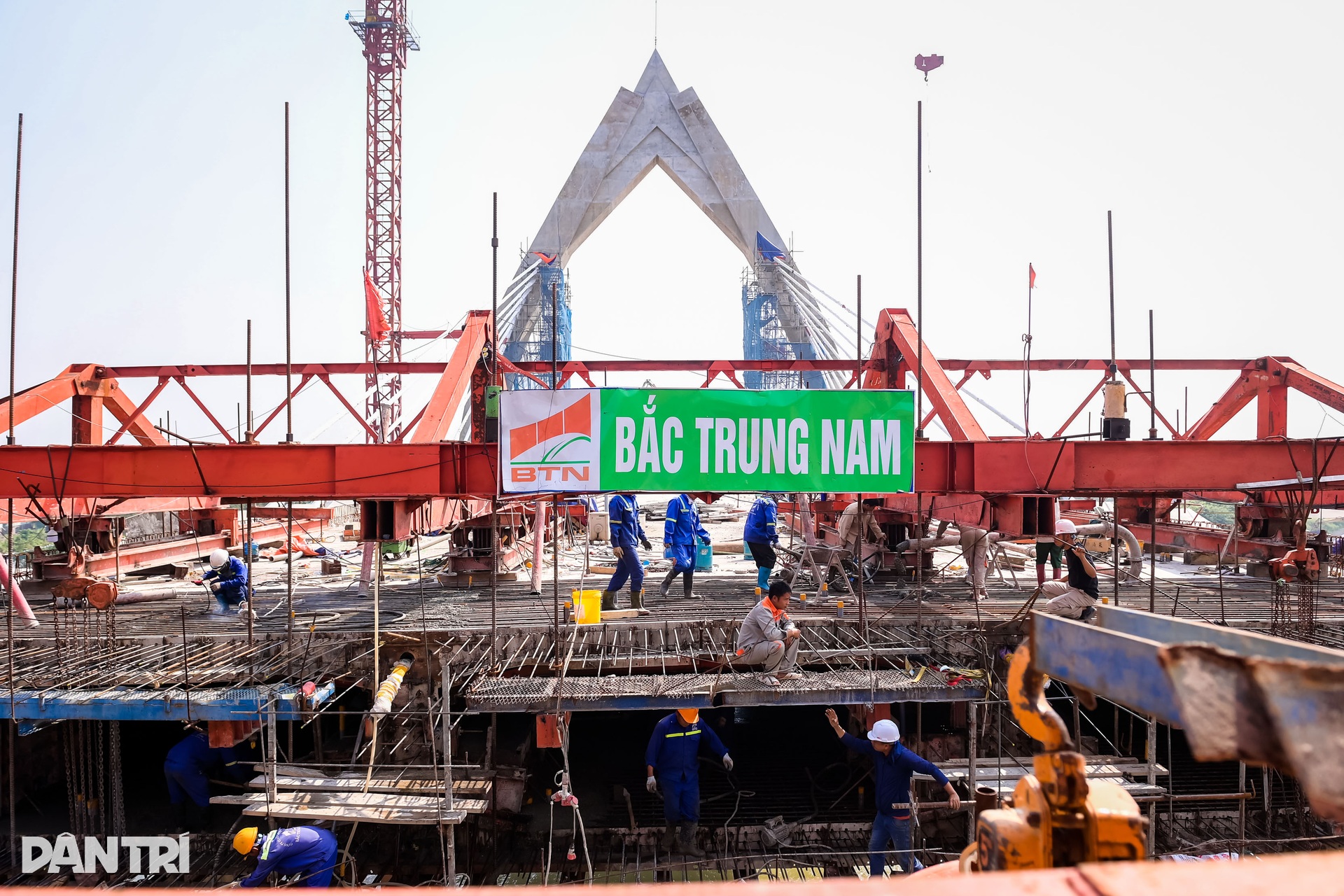 Cây cầu hình búp sen được kỳ vọng sẽ trở thành điểm nhấn kiến trúc Nam Định - 5 Cây cầu hình búp sen được kỳ vọng sẽ trở thành điểm nhấn kiến trúc Nam Định - 5