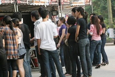 Ngôi nhà ma ở Hà Nội hút... giới trẻ