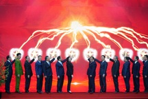 Quản lý xấp xỉ 2,5 triệu bộ hồ sơ điện tử về cán bộ, công chức, viên chức