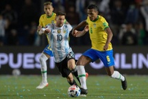Messi "mất tích", Argentina không thể thắng Brazil