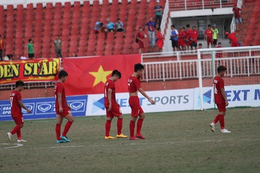 Thất bại của U18 Việt Nam và bức tranh toàn cảnh bóng đá nội