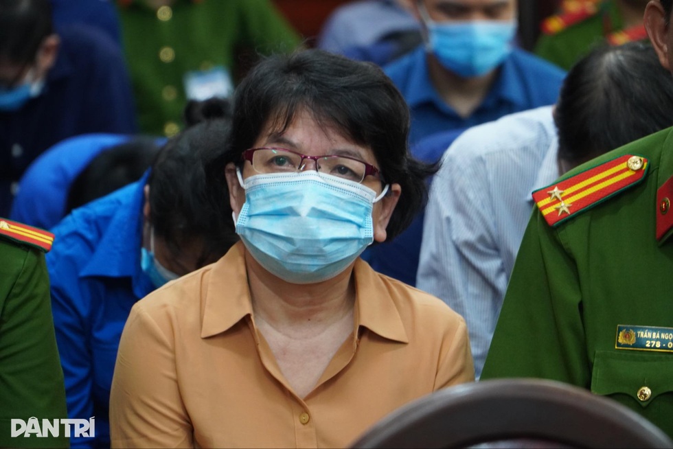 Lời nói sau cùng đọng lại sau phiên tòa xử bà Trương Mỹ Lan và 85 bị cáo - 3 Lời nói sau cùng đọng lại sau phiên tòa xử bà Trương Mỹ Lan và 85 bị cáo - 3