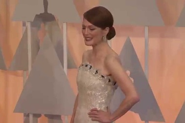 Julianne Moore dự lễ trao giải Oscar