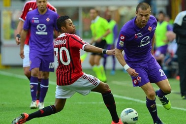 Milan gục ngã trên sân nhà, Inter cũng chỉ có được 1 điểm