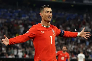 Ronaldo ghi bàn, Bồ Đào Nha đánh bại Đức ở bán kết Nations League