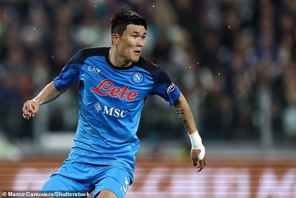 Gia nhập Bayern Munich, Kim Min Jae trở thành cầu thủ đắt giá nhất châu Á - 1 Gia nhập Bayern Munich, Kim Min Jae trở thành cầu thủ đắt giá nhất châu Á - 1