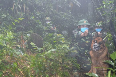"Đội quân đặc biệt" chống dịch nơi biên giới
