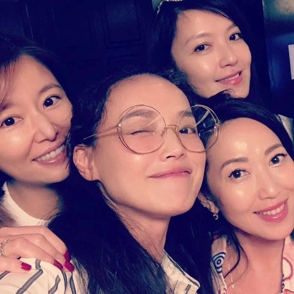 Vợ chồng Thư Kỳ sống xa nhau gần hai năm qua - 6 Vợ chồng Thư Kỳ sống xa nhau gần hai năm qua - 6