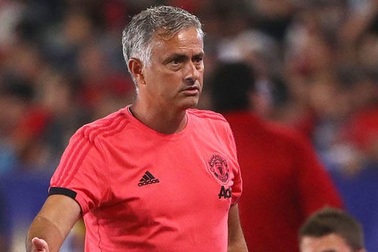 HLV Mourinho thở phào sau trận thua Bayern Munich