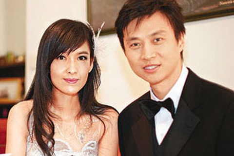 Fan thất vọng vì đám cưới của Châu Huệ Mẫn và Nghê Chấn