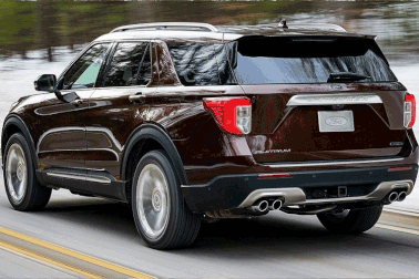 Ford Explorer đột ngột giảm giá gần 200 triệu đồng