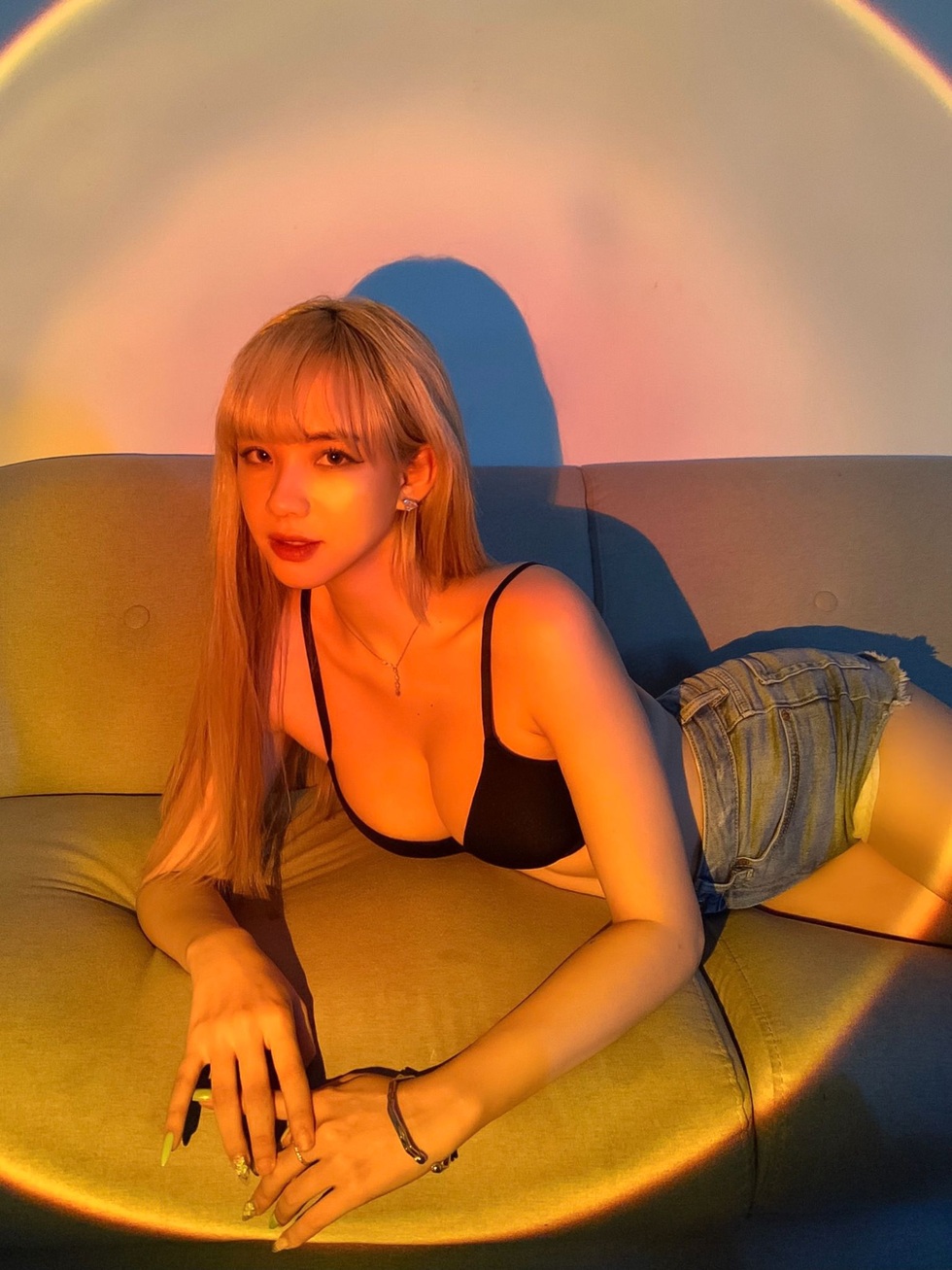 Hot girl gợi cảm: Yêu không cần chu cấp, phớt lờ lời gạ gẫm ảnh khỏa thân - 14 Hot girl gợi cảm: Yêu không cần chu cấp, phớt lờ lời gạ gẫm ảnh khỏa thân - 14