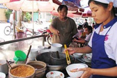 Khi ông chủ hủ tiếu rao bán franchise