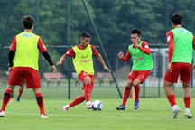 Mạc Hồng Quân lên tiếng khi bị nghi ngờ phong độ