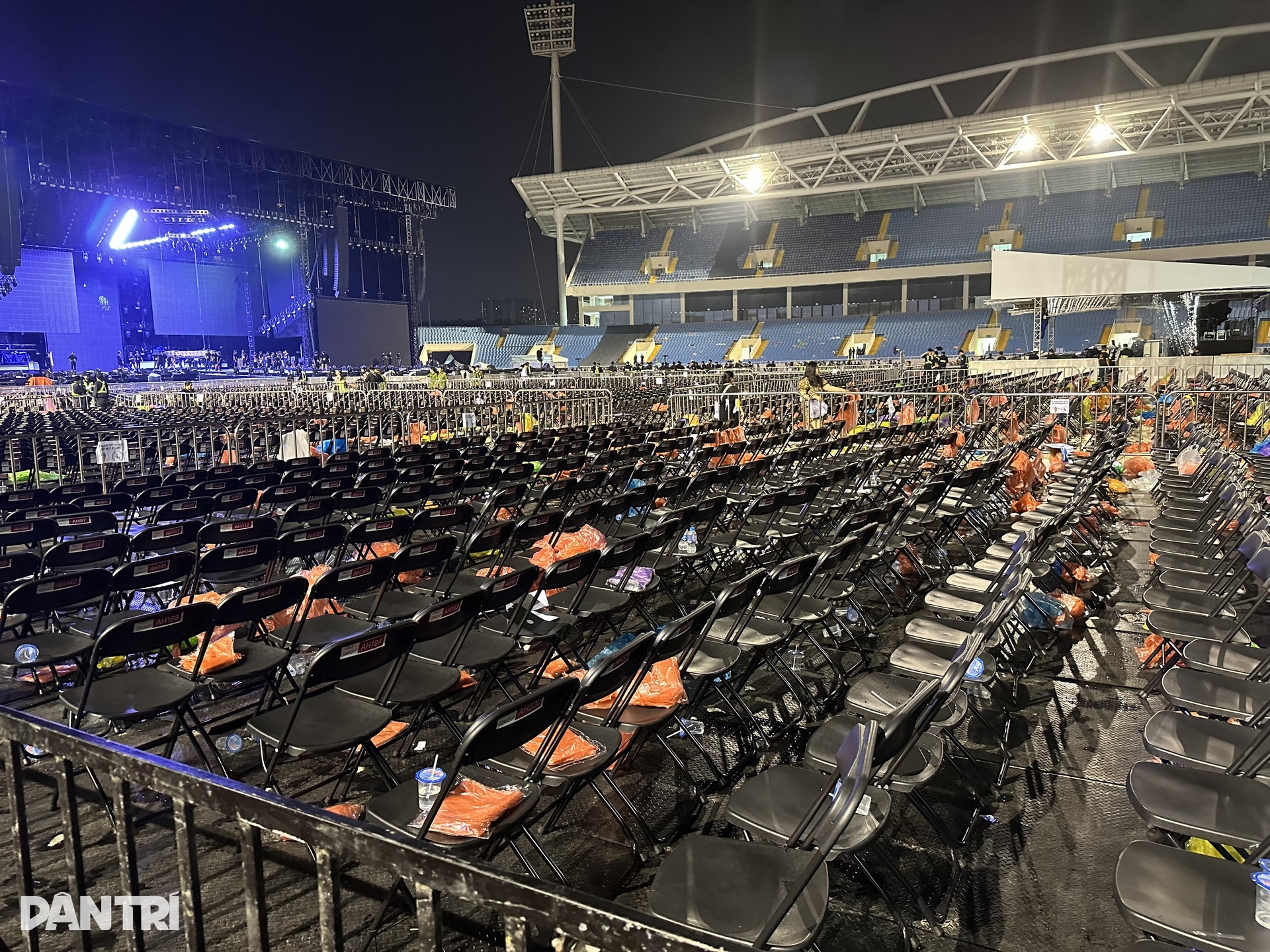 Blackpink chiều lòng khán giả Việt trong đêm nhạc 30.000 người xem - 21 Blackpink chiều lòng khán giả Việt trong đêm nhạc 30.000 người xem - 21