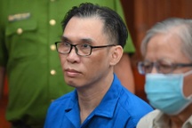 Đại gia Đinh Trường Chinh hầu tòa vì liên quan đến 4 khu đất vàng