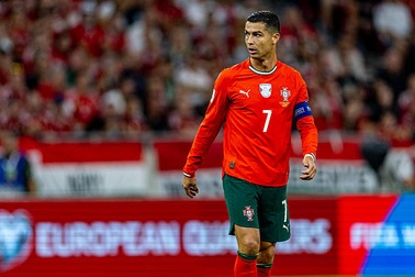 Cristiano Ronaldo sắp xô đổ kỷ lục ghi bàn ở vòng loại World Cup