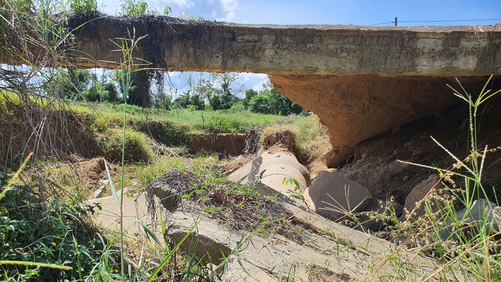 Sạt lở 2 kè sông, Đà Nẵng công bố tình huống khẩn cấp về thiên tai - 1 Sạt lở 2 kè sông, Đà Nẵng công bố tình huống khẩn cấp về thiên tai - 1