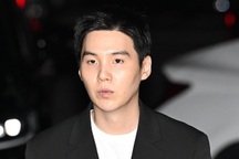 Thành viên BTS bị làm mờ mặt trên sóng truyền hình, tương lai khó đoán