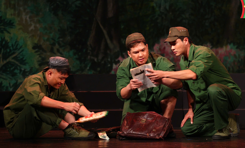 Thu Quỳnh, Thanh Sơn đưa kịch Lưu Quang Vũ đến gần với khán giả - 2 Thu Quỳnh, Thanh Sơn đưa kịch Lưu Quang Vũ đến gần với khán giả - 2