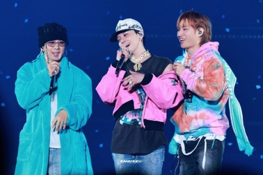 Công khai giá đồ lưu niệm show BIGBANG tại Hà Nội, đắt nhất 5,3 triệu đồng