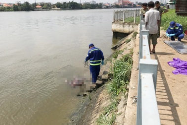 Tìm thấy thi thể nam thanh niên nổi trên sông Vàm Cỏ Đông
