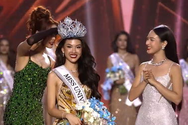 Người đẹp Hà Nội Bùi Quỳnh Hoa đăng quang Miss Universe Vietnam 2023