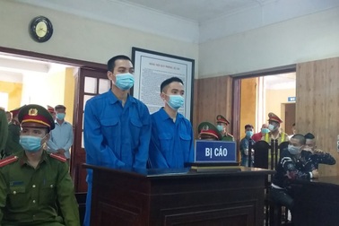 Hai kẻ bắn vào xe "thánh chửi" Dương Minh Tuyền lĩnh 69 tháng tù