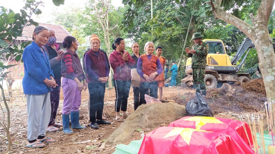 Hòa Bình: Cất bốc 15 hài cốt liệt sĩ hy sinh thời chống Pháp - 1 Hòa Bình: Cất bốc 15 hài cốt liệt sĩ hy sinh thời chống Pháp - 1