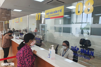 Người hưởng lương hưu được tự động gia hạn thẻ bảo hiểm y tế miễn phí