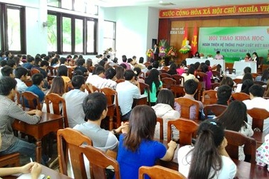 Ngành Luật Huế góp ý hoàn thiện hệ thống pháp luật Việt Nam