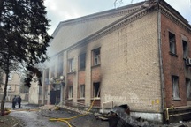 Ukraine cáo buộc Nga tấn công UAV trong đêm, làm hư hại nhiều tòa nhà