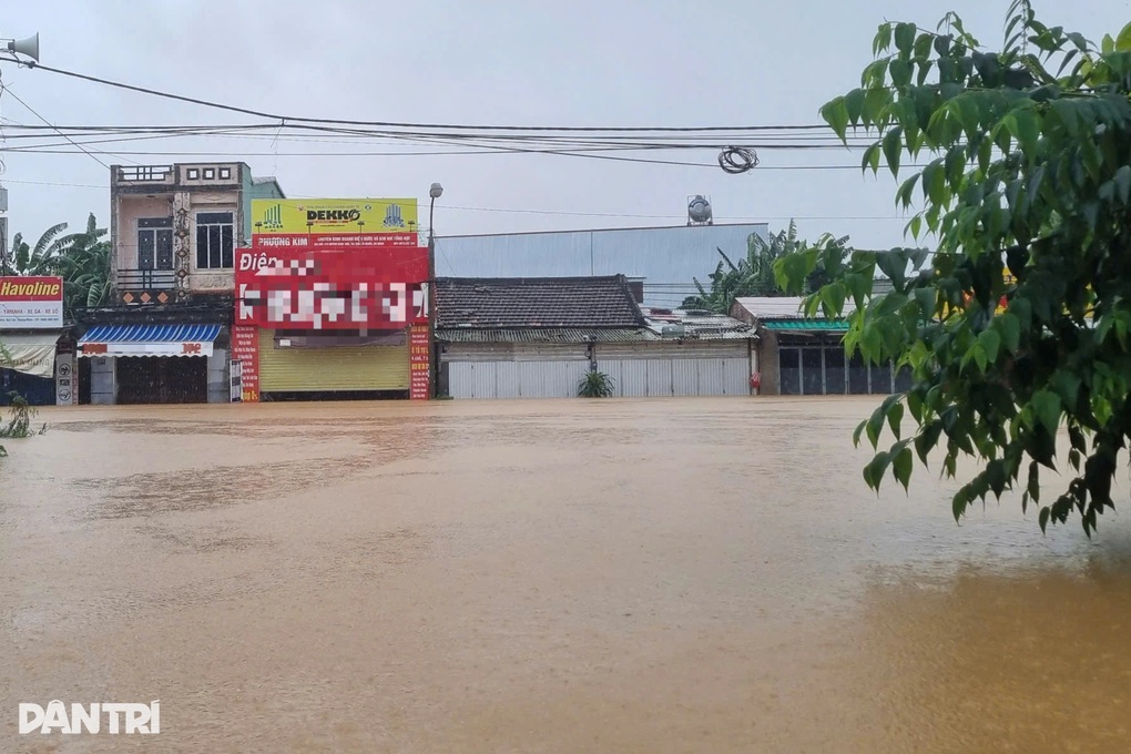 Nước sông Thu Bồn vượt đỉnh lũ đại hồng thủy năm 1964 - 1