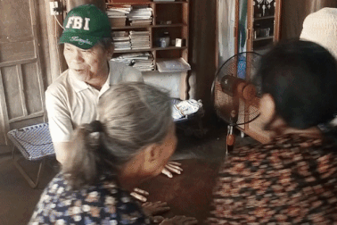 Bí ẩn chiếc bàn "ma lực" tự động xoay ở ngôi làng cổ Quảng Nam