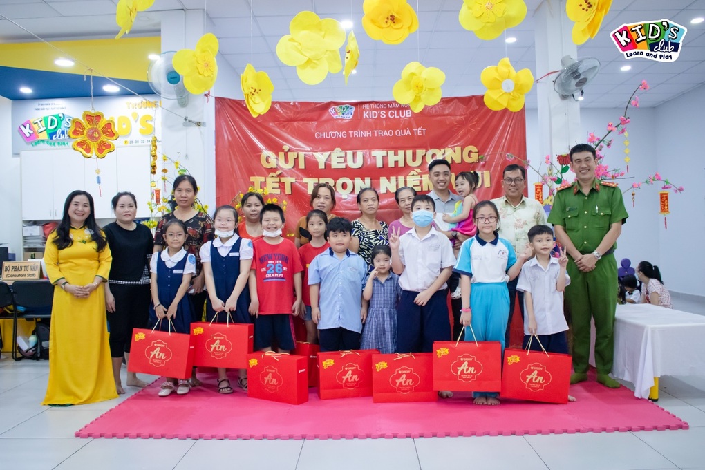Kids Club và hành trình Gửi yêu thương - Tết trọn niềm vui - 5 Kids Club và hành trình Gửi yêu thương - Tết trọn niềm vui - 5